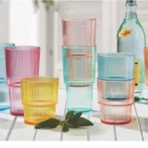 12 Pieces Shatterproof Tritan Drinkware Set - Picture 3 of 7